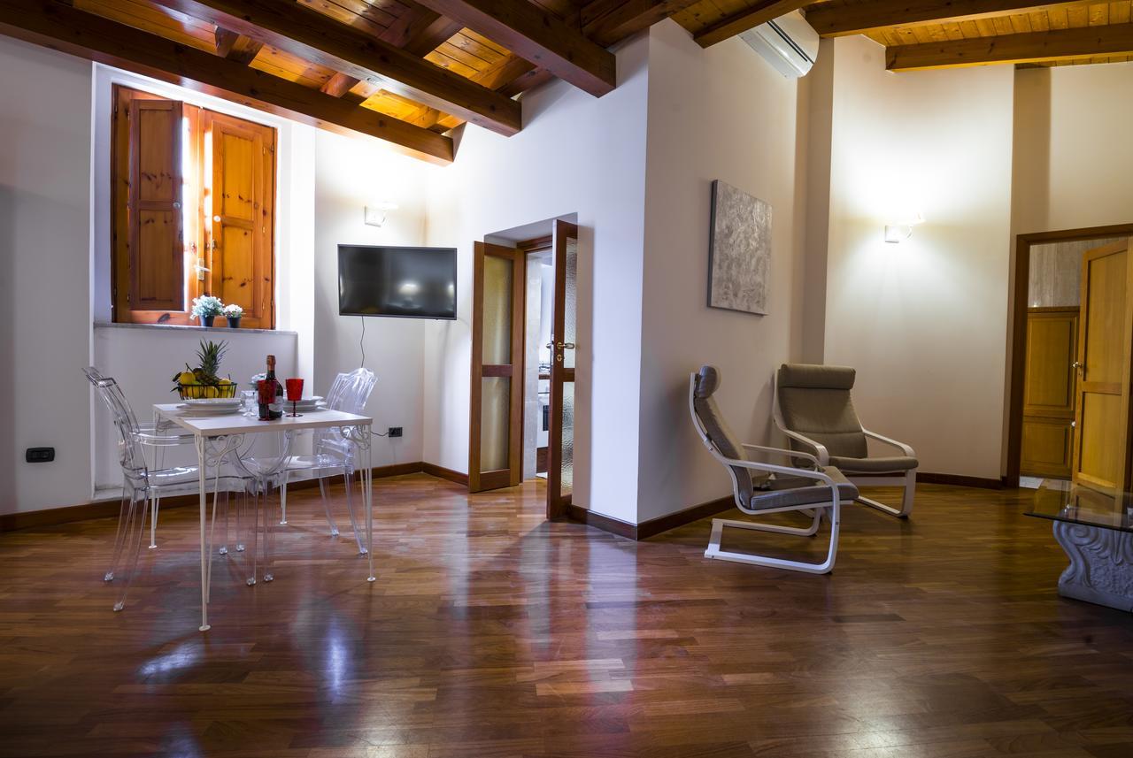La Casa Di Ilde Al Duomo - Ortigia Holidays Сиракузы Экстерьер фото
