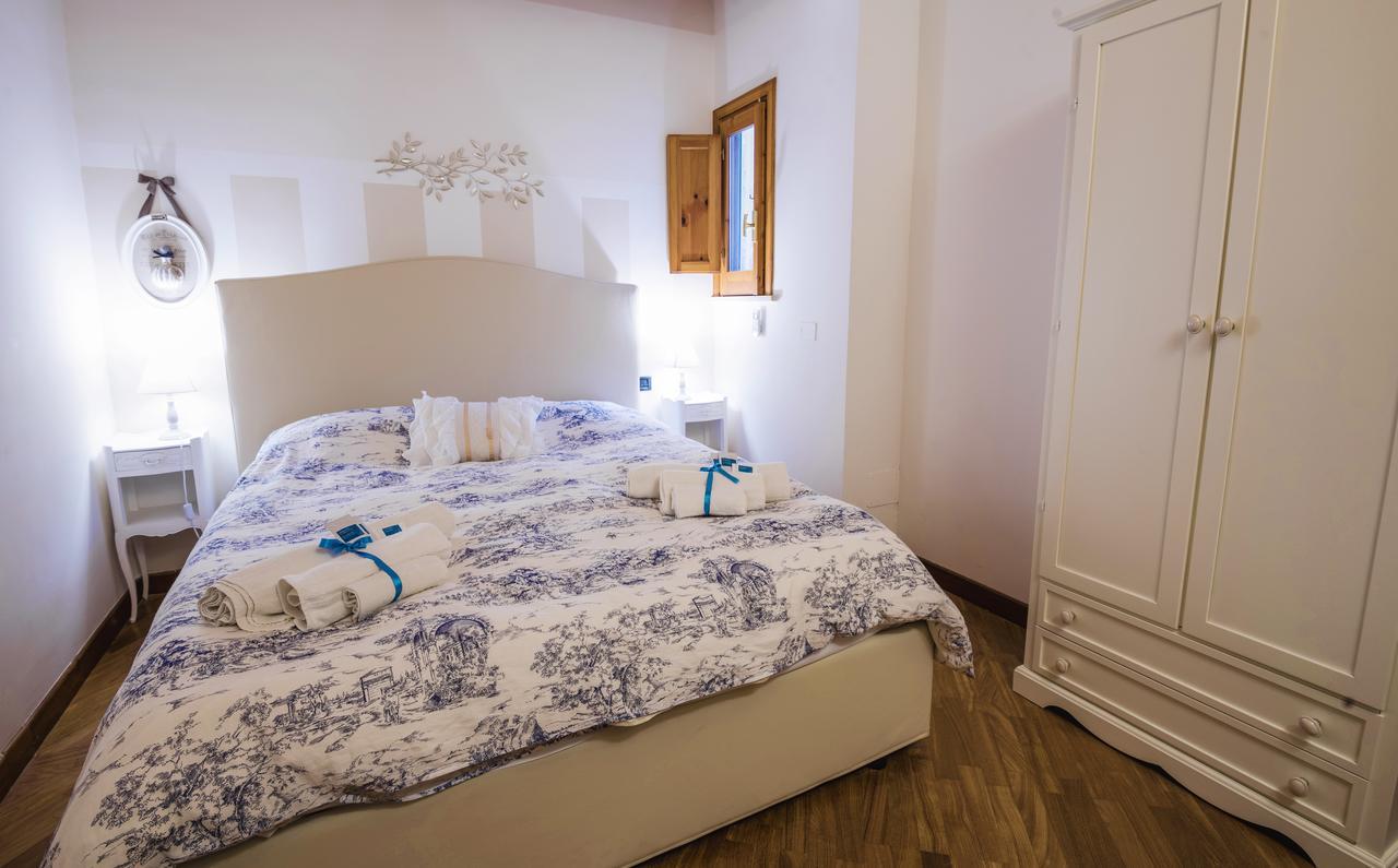 La Casa Di Ilde Al Duomo - Ortigia Holidays Сиракузы Экстерьер фото