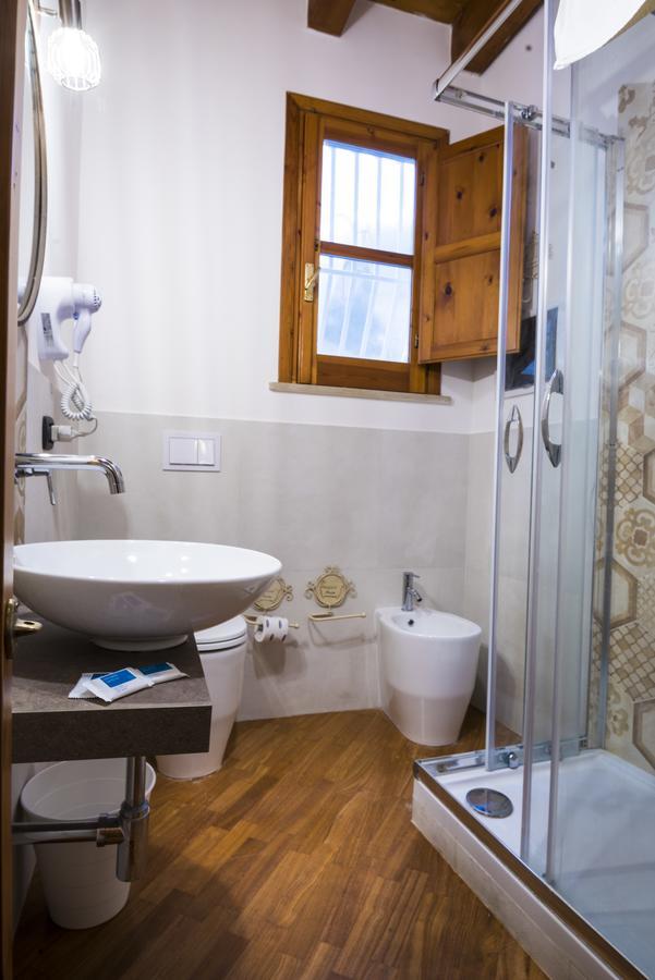 La Casa Di Ilde Al Duomo - Ortigia Holidays Сиракузы Экстерьер фото